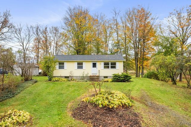 2115 Friendly Shores Dr, Tully, NY 13159