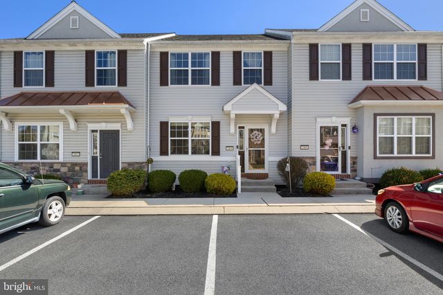 2464 Schultz Way, York, PA 17402