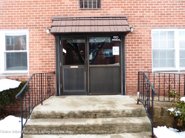 910 Armstrong Ave #1-2, Staten Island, NY 10308