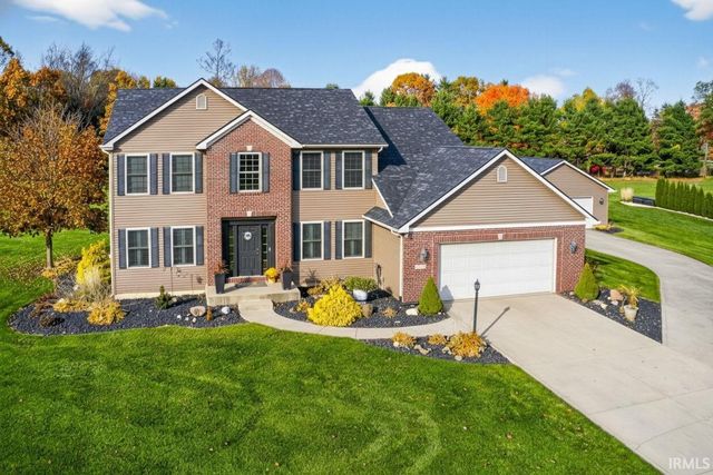 30051 Quail Pointe Dr, Granger, IN 46530