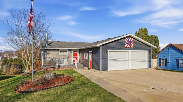 1036 East St, Darlington, WI 53530