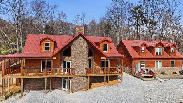 8521 Parker Rd, Corryton, TN 37721