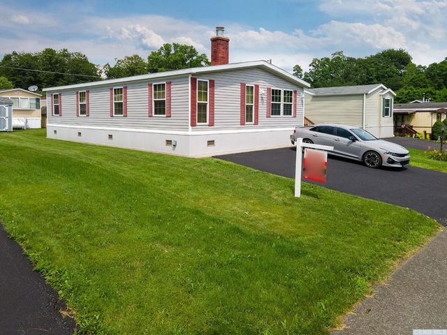 21 Kevin Ln, East Durham, NY 12423