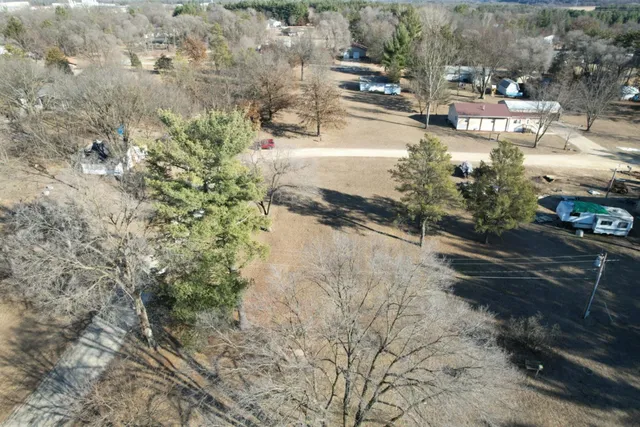 Nhn E Jefferson, Muscoda, WI 53573