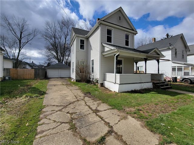 266 King St, Ravenna, OH 44266