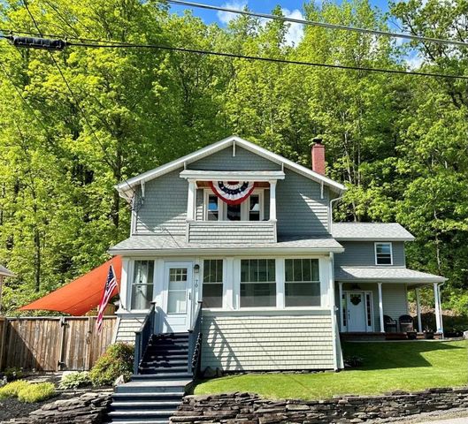 70 W  School St, Galeton, PA 16922
