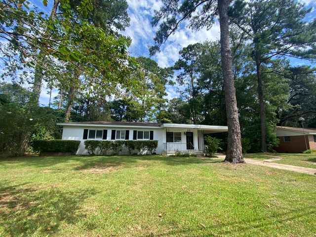 1511 Coombs Dr, Tallahassee, FL 32308