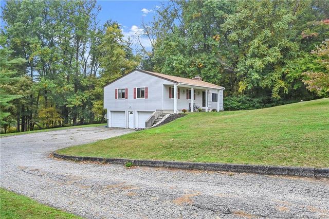 11 Western View Rd, New Milford, CT 06776