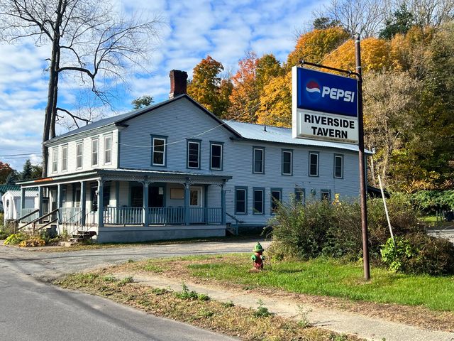 95 Ausable St, Keeseville, NY 12944