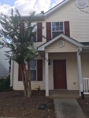 69 Hayfield Ln, Greer, SC 29650