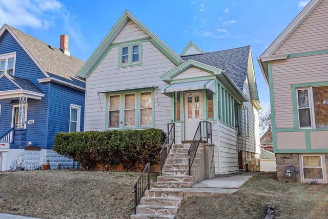 1522 South 32nd STREET, Milwaukee, WI 53215