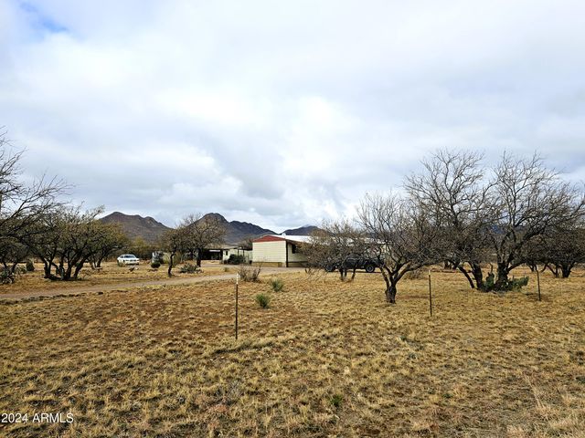 2307 N  Sands Ranch Rd, Huachuca City, AZ 85616