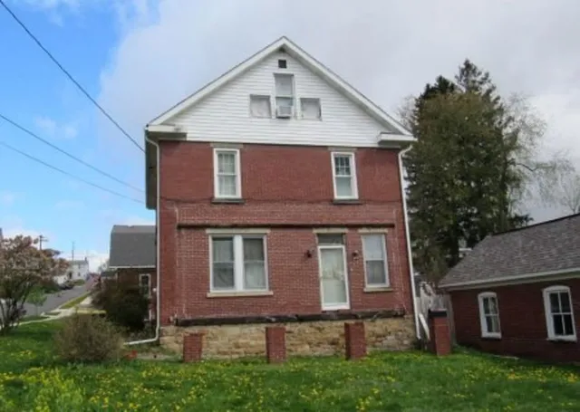 303 E  Crawford St, Ebensburg, PA 15931