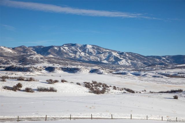 41575 Champagne Ln, Steamboat Springs, CO 80487