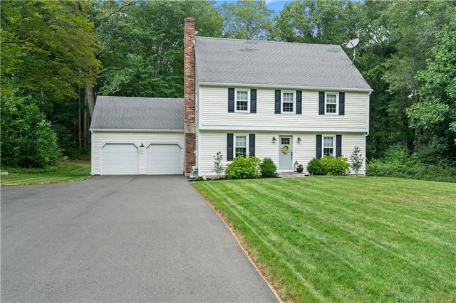 12 Green Springs Dr, Madison, CT 06443