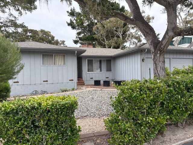 1059 Mission Rd, Pebble Beach, CA 93953