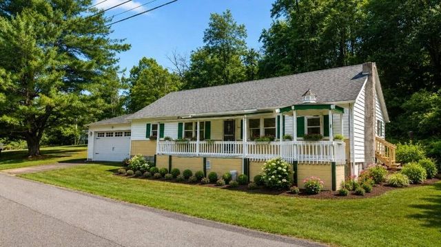 31614 Green Valley Rd, Quaker City, OH 43773
