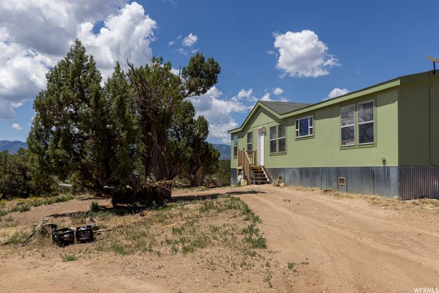 21 E  Peters Springs Rd, Monticello, UT 84535