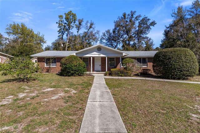 504 NW 37th Pl, Gainesville, FL 32609