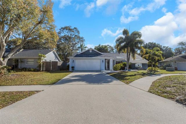 2195 Cypress Point Dr E, Clearwater, FL 33763