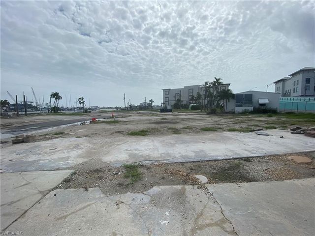 19281-34 San Carlos Blvd, Fort Myers Beach, FL 33931