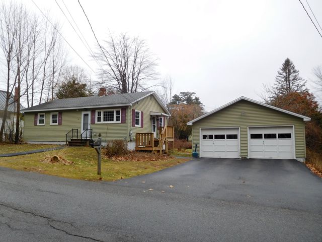 10 Colby Street, Auburn, ME 04210