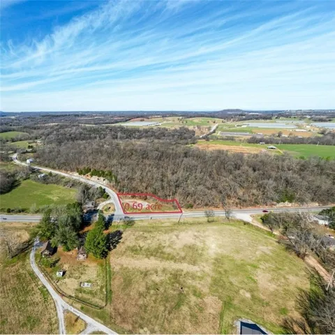 303 Highway, Fayetteville, AR 72703