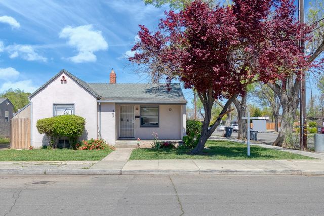 305 W  Lowell Ave, Tracy, CA 95376