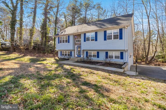 12549 Catalina Dr, Lusby, MD 20657