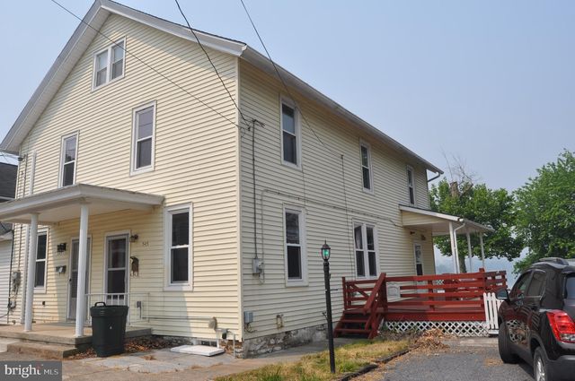 545 Front St, Millersburg, PA 17061