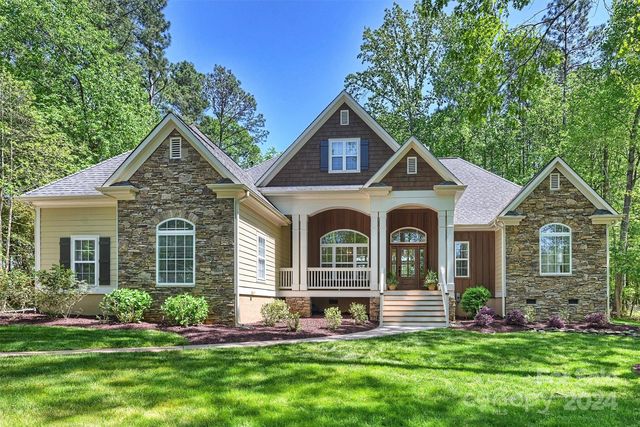 118 Archbell Point Ln, Mooresville, NC 28117