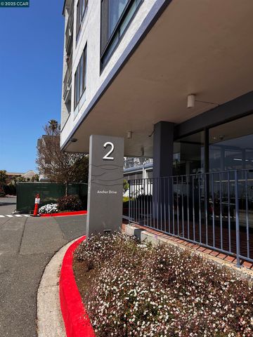 2 Anchor Dr #F285, Emeryville, CA 94608