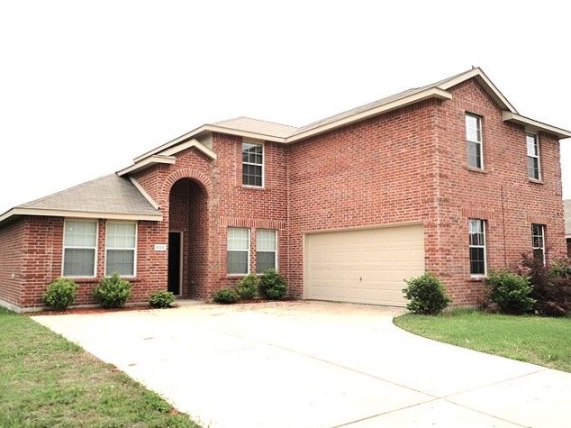 606 Chapman Dr, Lancaster, TX 75146