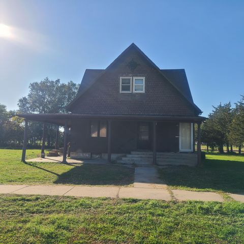 48 2nd Ave, Mellette, SD 57461