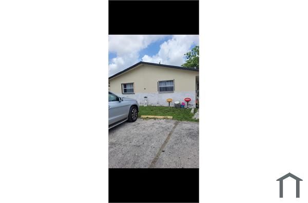 2981 NW 4th Ct #1, Pompano Beach, FL 33069
