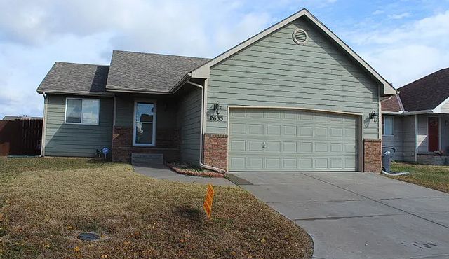 2633 N  Edgemoor Dr, Wichita, KS 67220