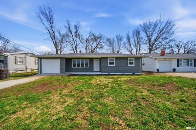 206 Winston Ln, Bartonville, IL 61607
