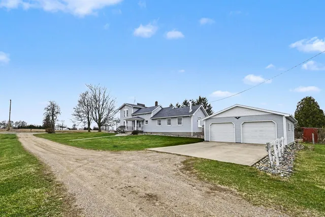 8125 Kimball Rd, Lyons, MI 48851