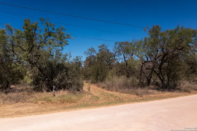 0 Cross Way Rd LOT 50, Marble Falls, TX 78654