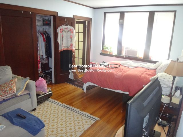 119 College Ave  #5, Somerville, MA 02144