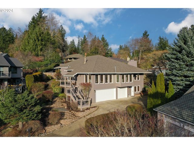 4079 Colts Foot Ln, Lake Oswego, OR 97035