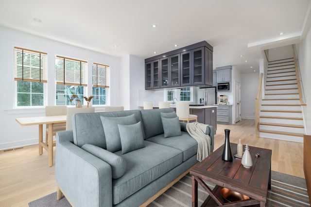 1911 Summer St #3, Stamford, CT 06905