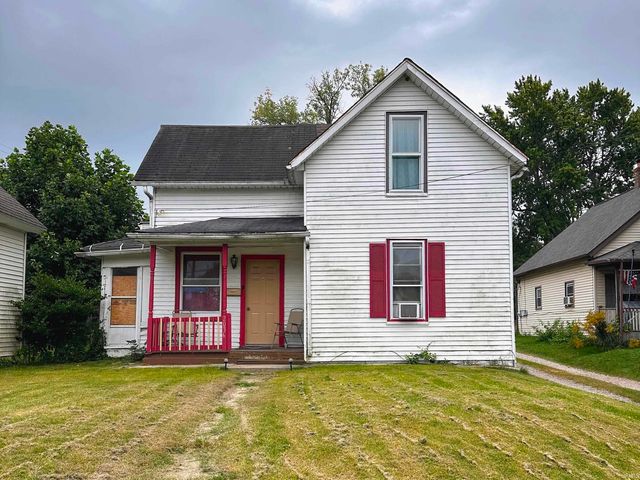 2036 Prairie Ave, South Bend, IN 46613
