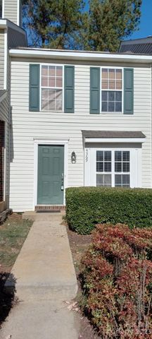 4369 Panther Pl, Charlotte, NC 28269