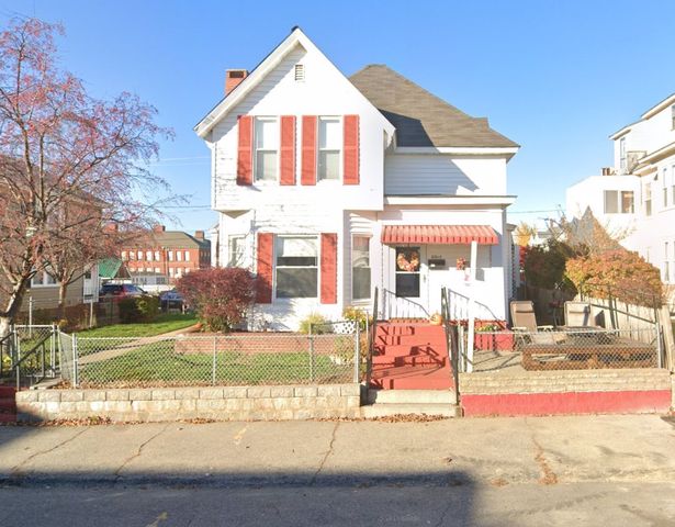 636 Summer St #2, Manchester, NH 03103