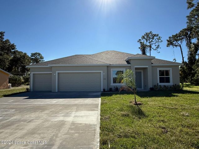 450 Di Lido St NE, Palm Bay, FL 32907