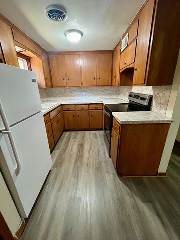9208 Ohio St #2, Omaha, NE 68134