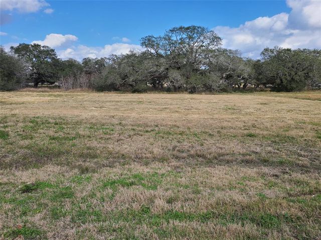Cattle Dr   #8, Bay City, TX 77414