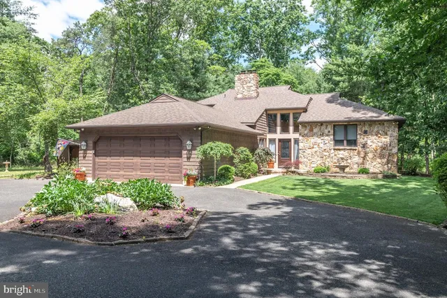 434 4th St, Atco, NJ 08004