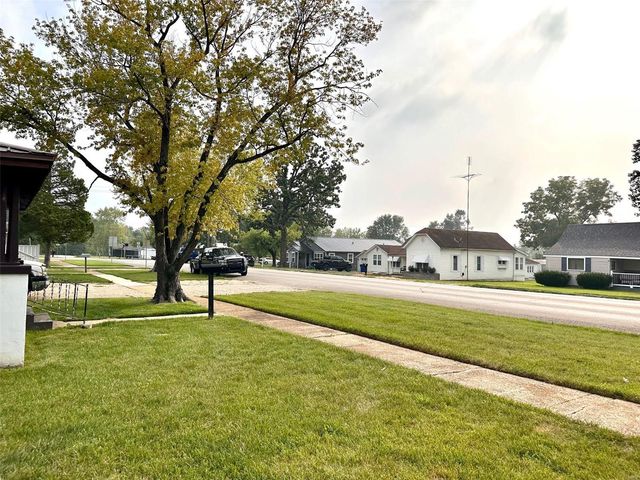 110 S  Country Ln, Desloge, MO 63601